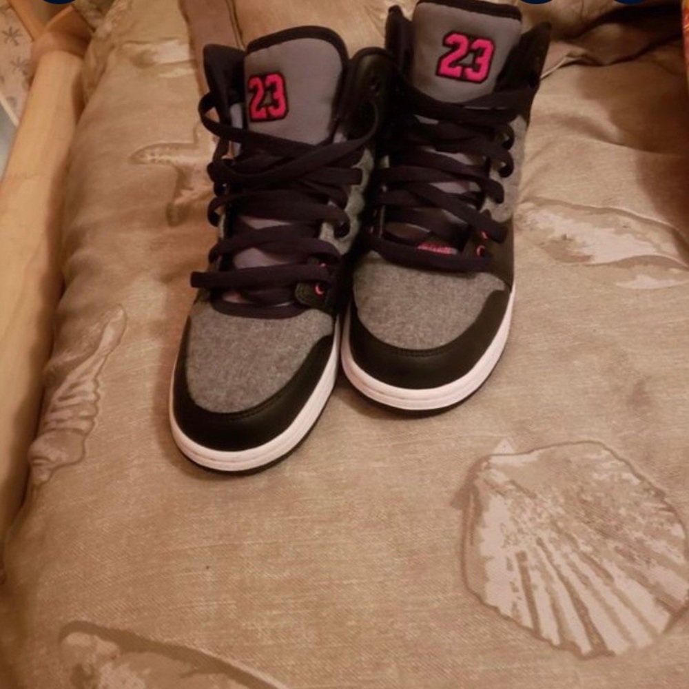 Jordan tennis shoes